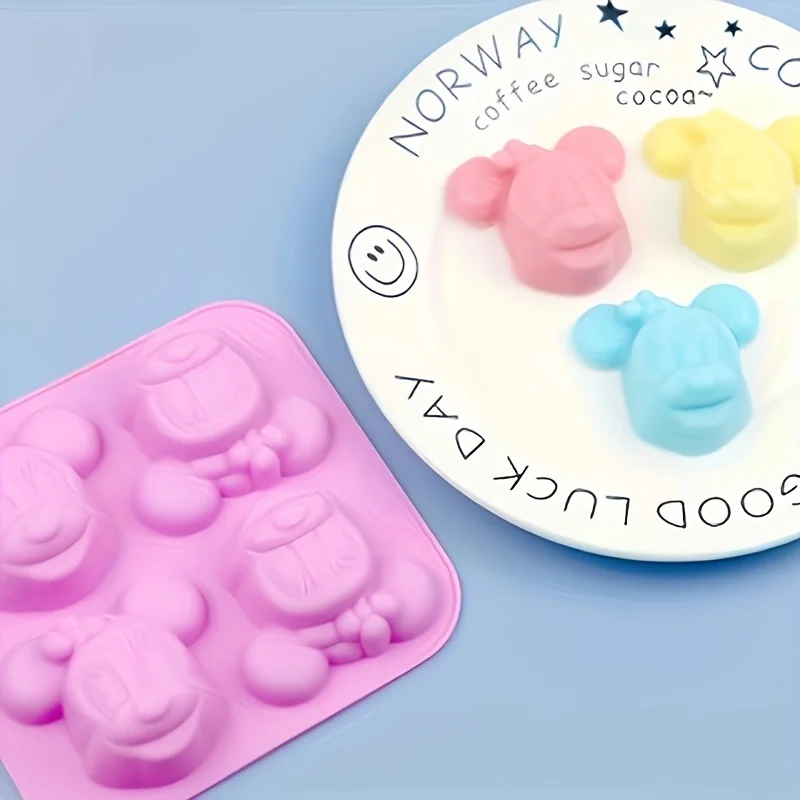 Soap Making Line - 1 moule de dessin animé Minnie,